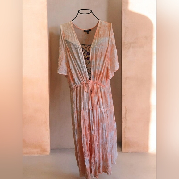Torrid Peach and White Clip Dot Kimono/Duster Size 4X - Picture 2 of 4